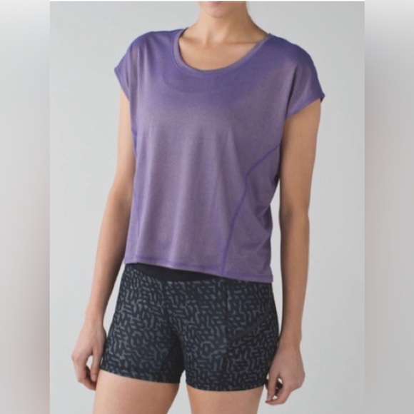 Lululemon Women’s Sweaty Or Not Crop Tee Heathered Iris Flower / Gold Size 8-10 - Picture 4 of 9